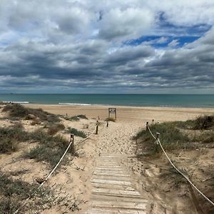 Chalet Adosado En La Playa De El Perellonet Con Piscina, Pista Tenis